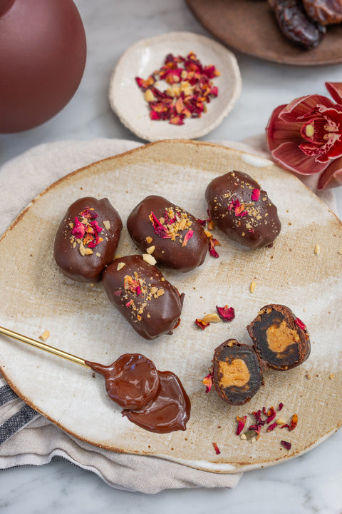 Chocolate Coated Date PEANUT TWIN