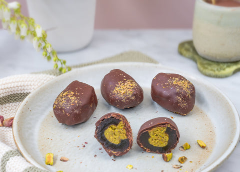 Chocolate Coated Date PISTACHIO TWIN