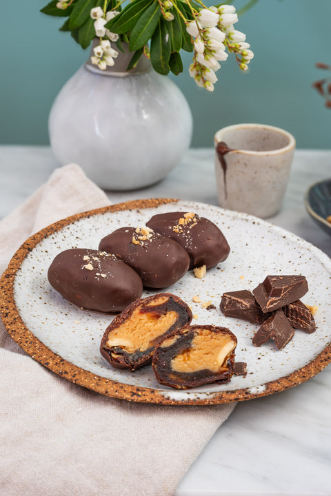 Chocolate Coated Date SALTED CARAMEL PEANUT TWIN